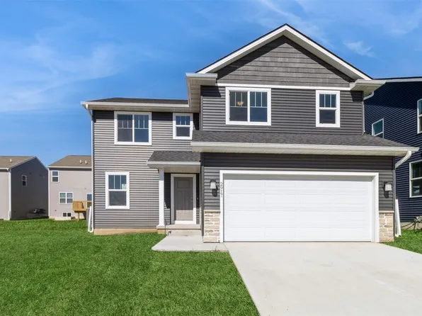 2917 Yordi Dr, Norwalk, IA 50211