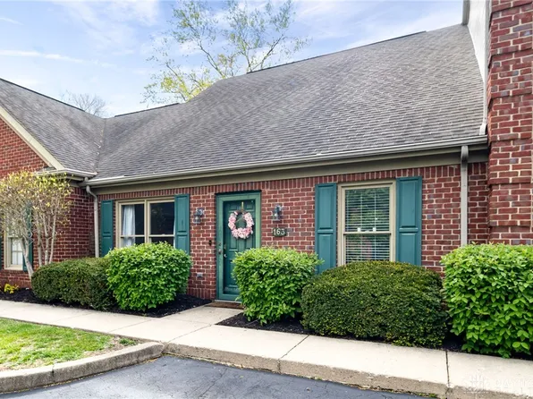 163 Village Trail Dr, Vandalia, OH 45377