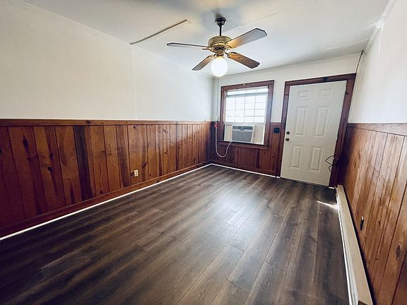 Living room 2_01112023