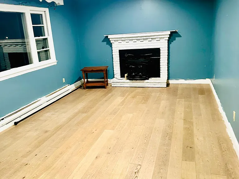 323 Russelcroft Rd — Photo 21