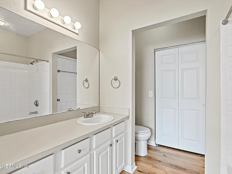 13700 Richmond Park Dr N #701 — Photo 20
