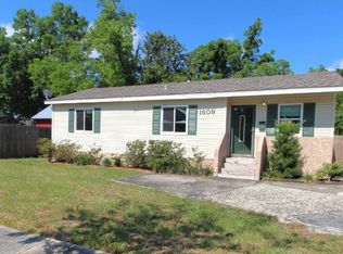 1609 Dr Martin Luther King Jr Dr, Pensacola, FL 32503