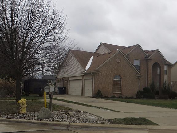 3rd image of 38403 Shelby Dr