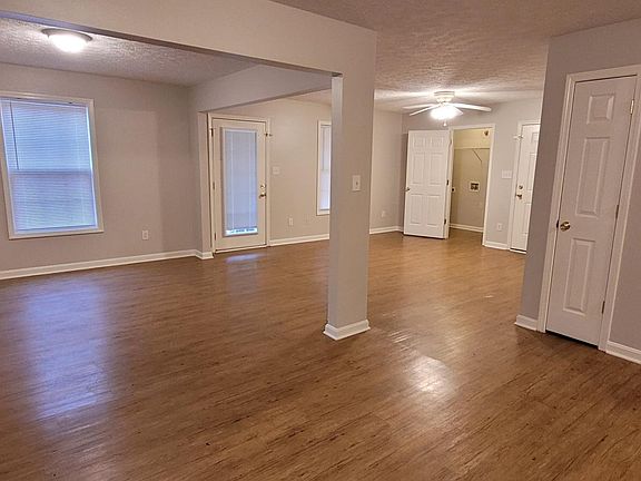 3rd image of 84 Gray Hawk Dr #84