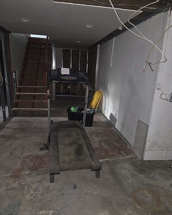 1st image of 25103 Ritchie Ave