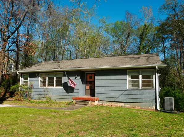 2020 Glenwood Dr NW, Cleveland, TN 37311