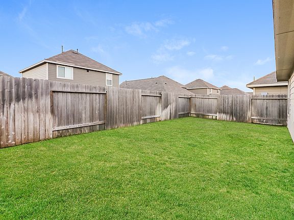 5th image of 24331 Dolce Marina Ct