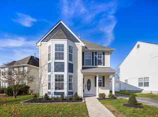 38 Messenger Ct, Toms River, NJ 08753