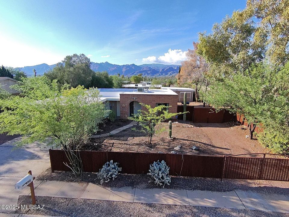 1st image of 9481 E Calle Eunice