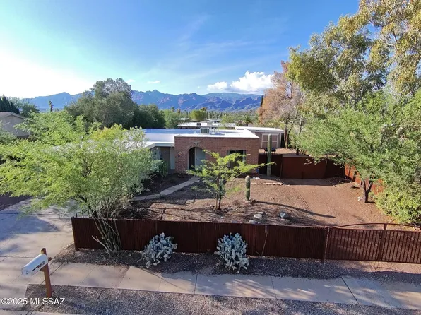 9481 E Calle Eunice, Tucson, AZ 85715