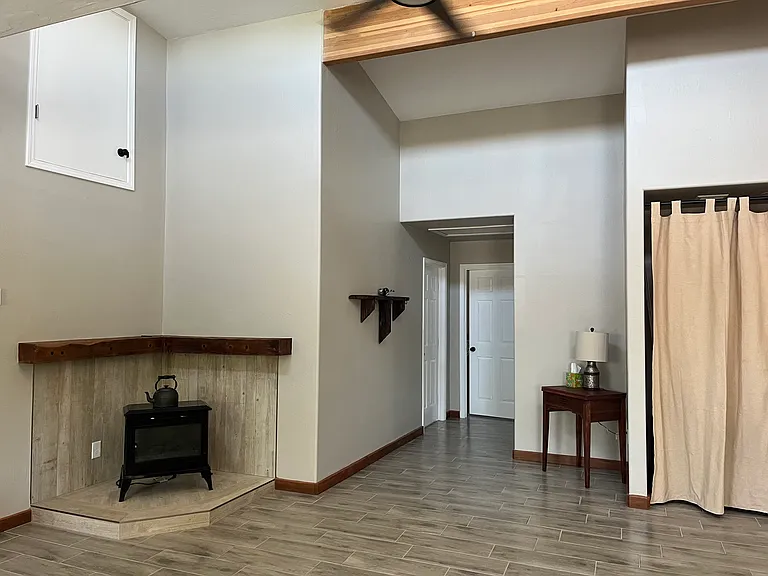 8114 E Olive Ave — Photo 6