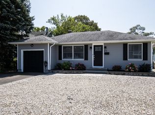 726 Howe St, Point Pleasant Beach, NJ 08742