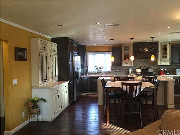 3rd image of 3203 W 187th St