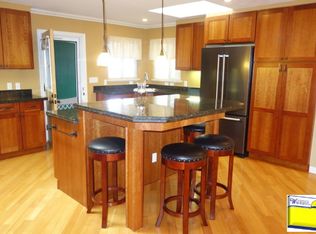 520 Ulumawao St, Kailua, HI 96734