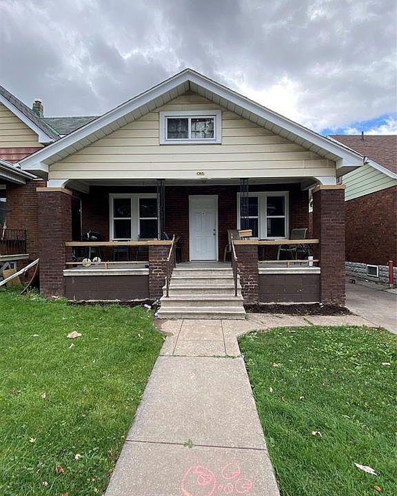 1365 Pierre Ave, Windsor, ON N8X 4P2 MLS 23022684 Zillow