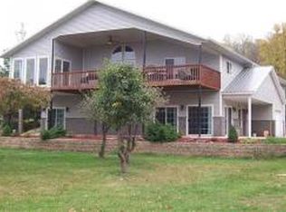 1503 State Ave, Hampton, IL 61256