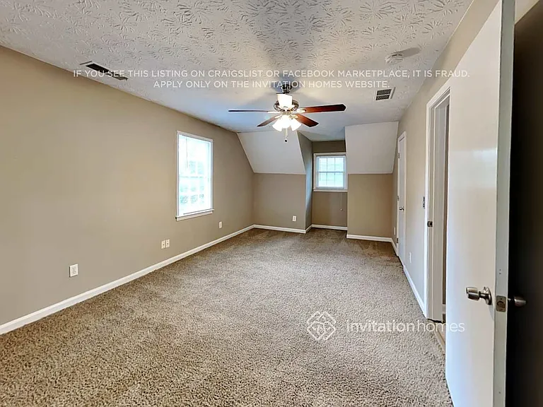 3215 Revere Cir — Photo 12