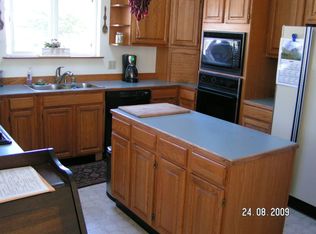 3145 Bennett Dr, Bellingham, WA 98225