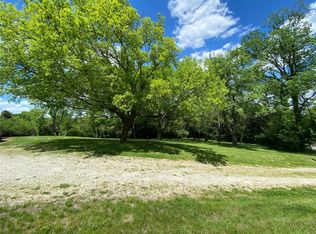 801 Romaine Creek Rd, Fenton, MO 63026