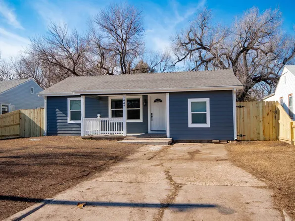 1447 N Spruce Ave, Wichita, KS 67214