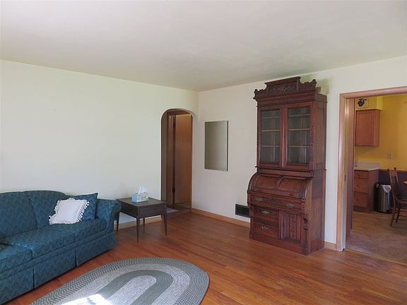 4th image of 2308 Glenwood Ave