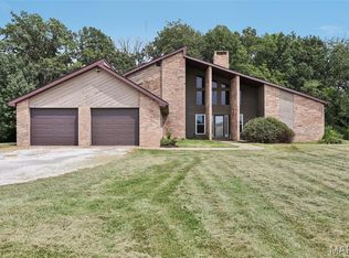 19414 E Frontage Rd, Raymond, IL 62560