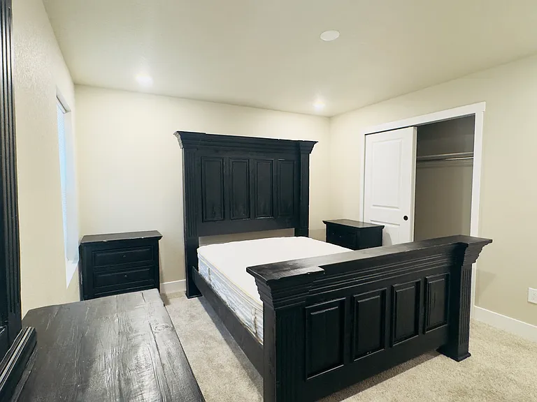 FULLY Furnished: Brand new Queen Size Bed, Dresser, Office Table, Nightstand, TV
