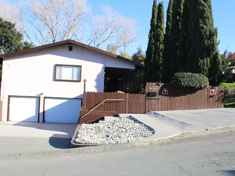 191 Pinole Ave — Photo 1