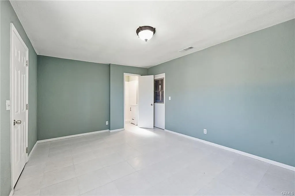 4 bed, 1196 sqft, $800 — Photo 4