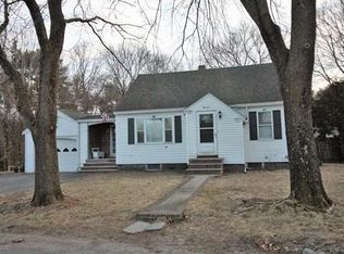 13 Shepley St, Andover, MA 01810