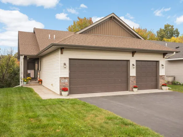 29412 Hidden Forest Blvd, Chisago City, MN 55013
