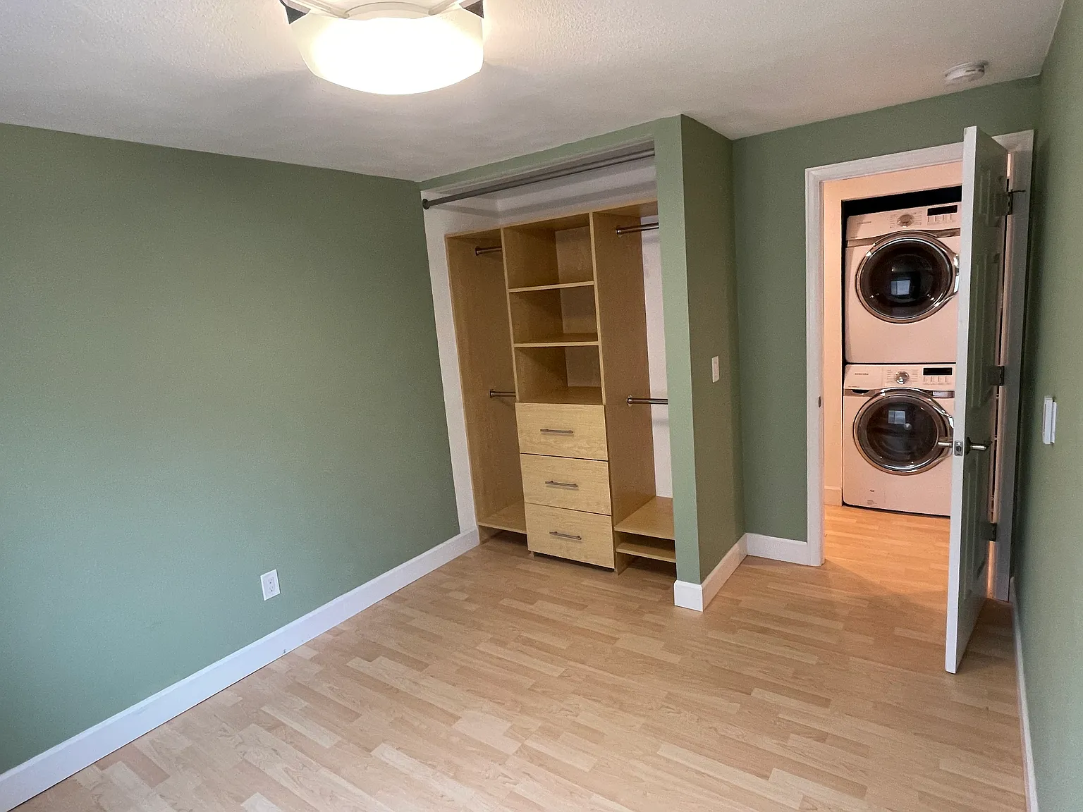 2 bed, 776 sqft, $2,200 — Photo 4