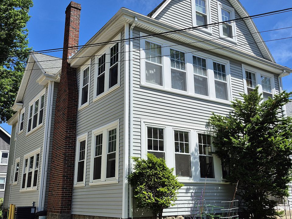 1st image of 15 White St #1