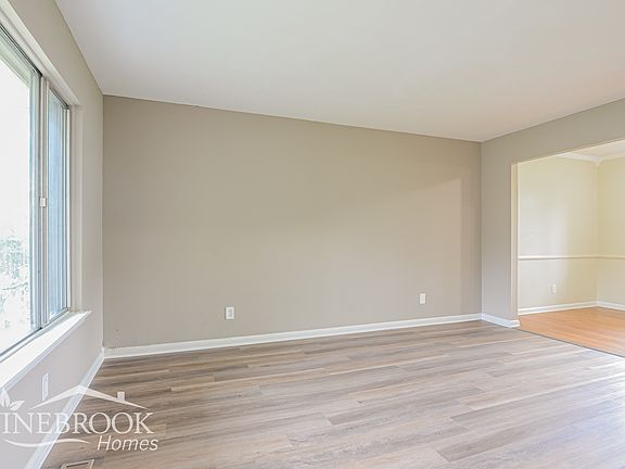 2nd image of 5413 Meckes Dr