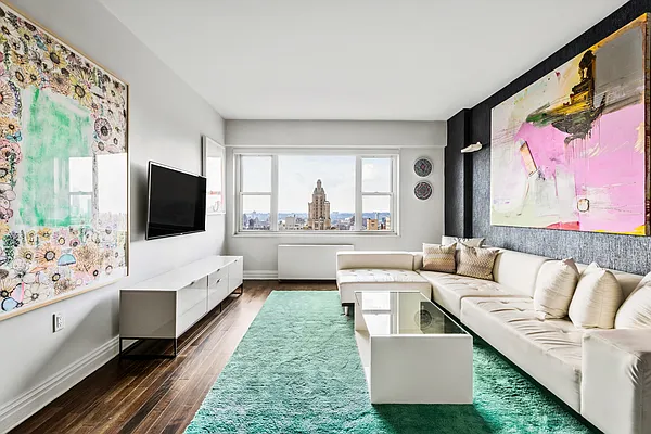 Sold by Compass | media 1
