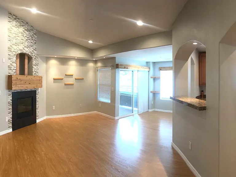 4764 Copeland Cir #201 — Photo 1