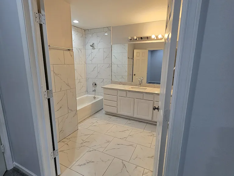 1441 Wyndham Cove Ln — Photo 21