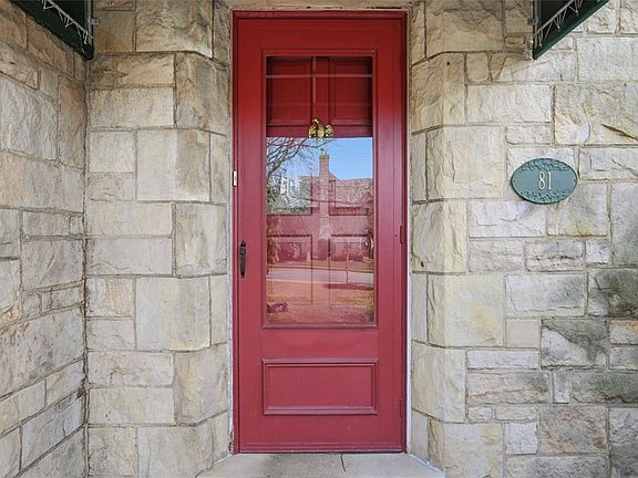 5th image of 81 Longuevue Dr