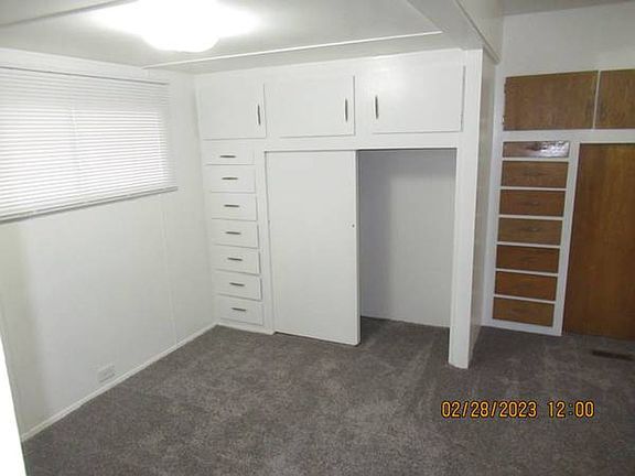 5th image of 1106 204th St E Unit 2
