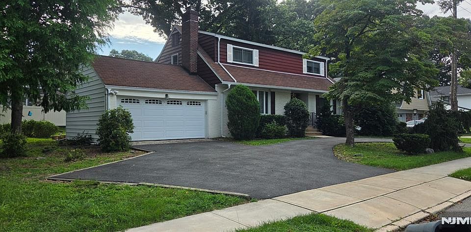 1st image of 727 Chestnut St