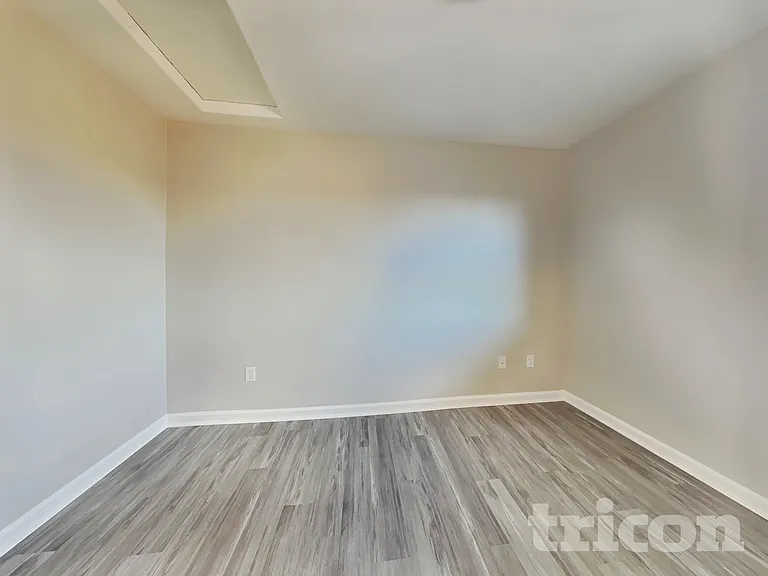9570 Long River Dr — Photo 11