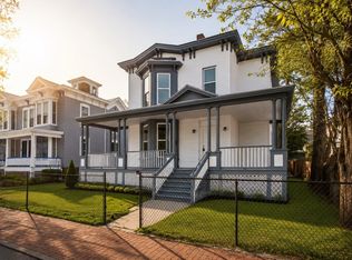 64 Thompson St, Springfield, MA 01109
