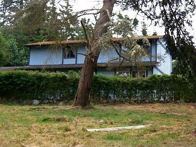 2nd image of 156 Denneboom Rd