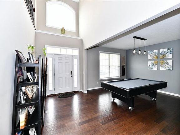 4th image of 7690 Dunleer Dr