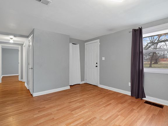 3rd image of 6269 Tyndall Dr