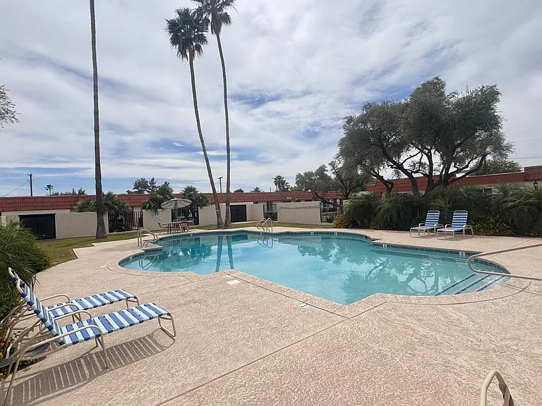 4026 N Granite Reef Rd — Photo 35