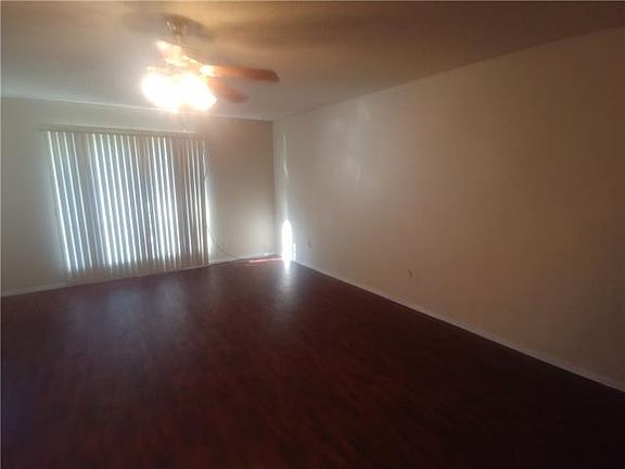 2nd image of 105 Felder Dr