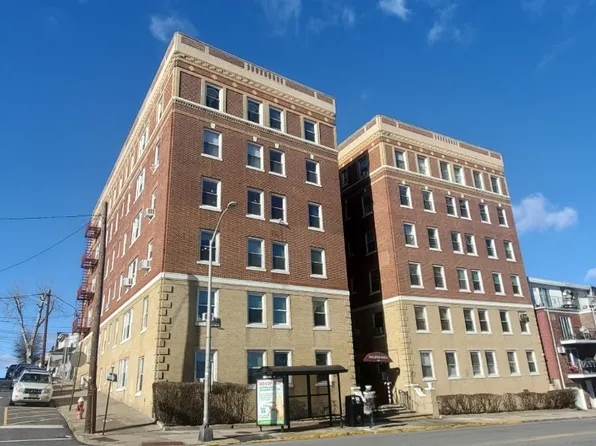 6701 Boulevard E #5, West New York, NJ 07093