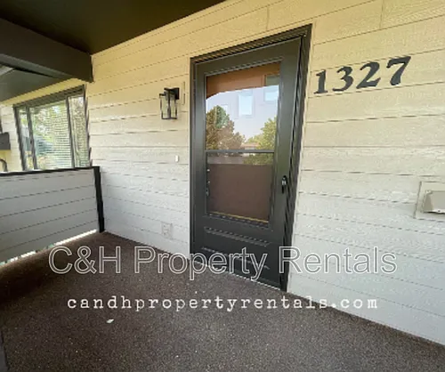 1327 Panners Pl #1 Photo 1