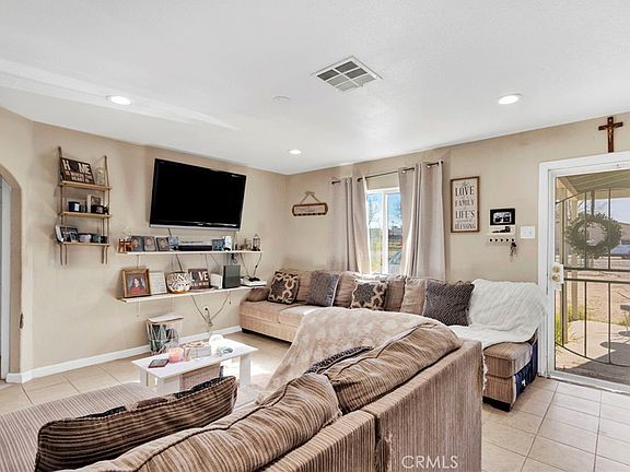 3rd image of 25466 Jasper Rd